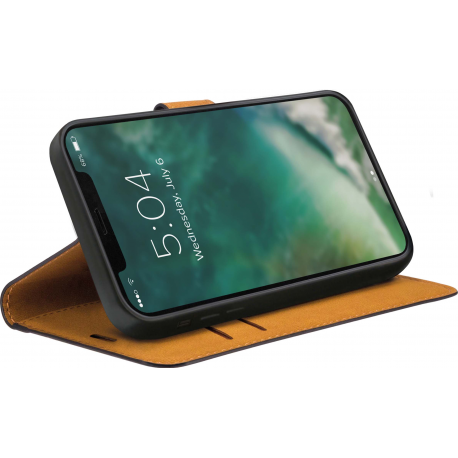 XQISIT Slim Wallet - black - for Apple iPhone 12 / 12 Pro